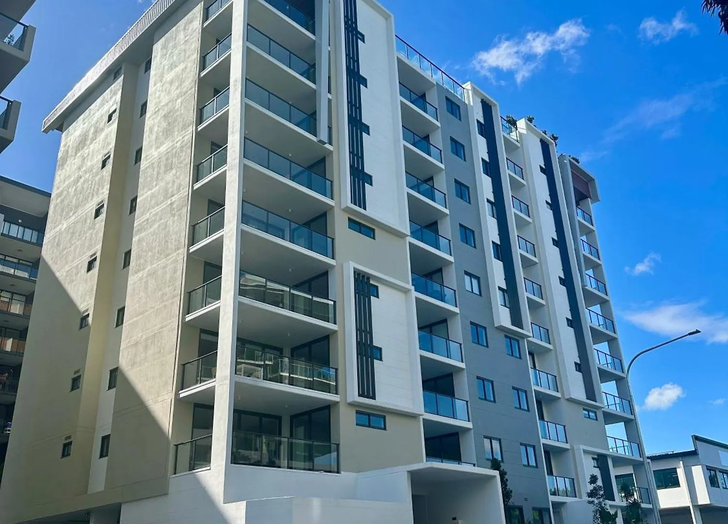 New City Condo With Brisbane River View & Parking 0*,  Australie